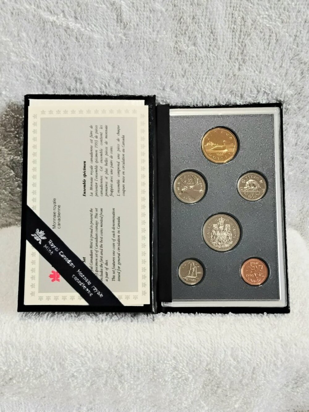 Sealed 1993 Canadian Coins Specimen Set by the Royal Canadian Mint!!